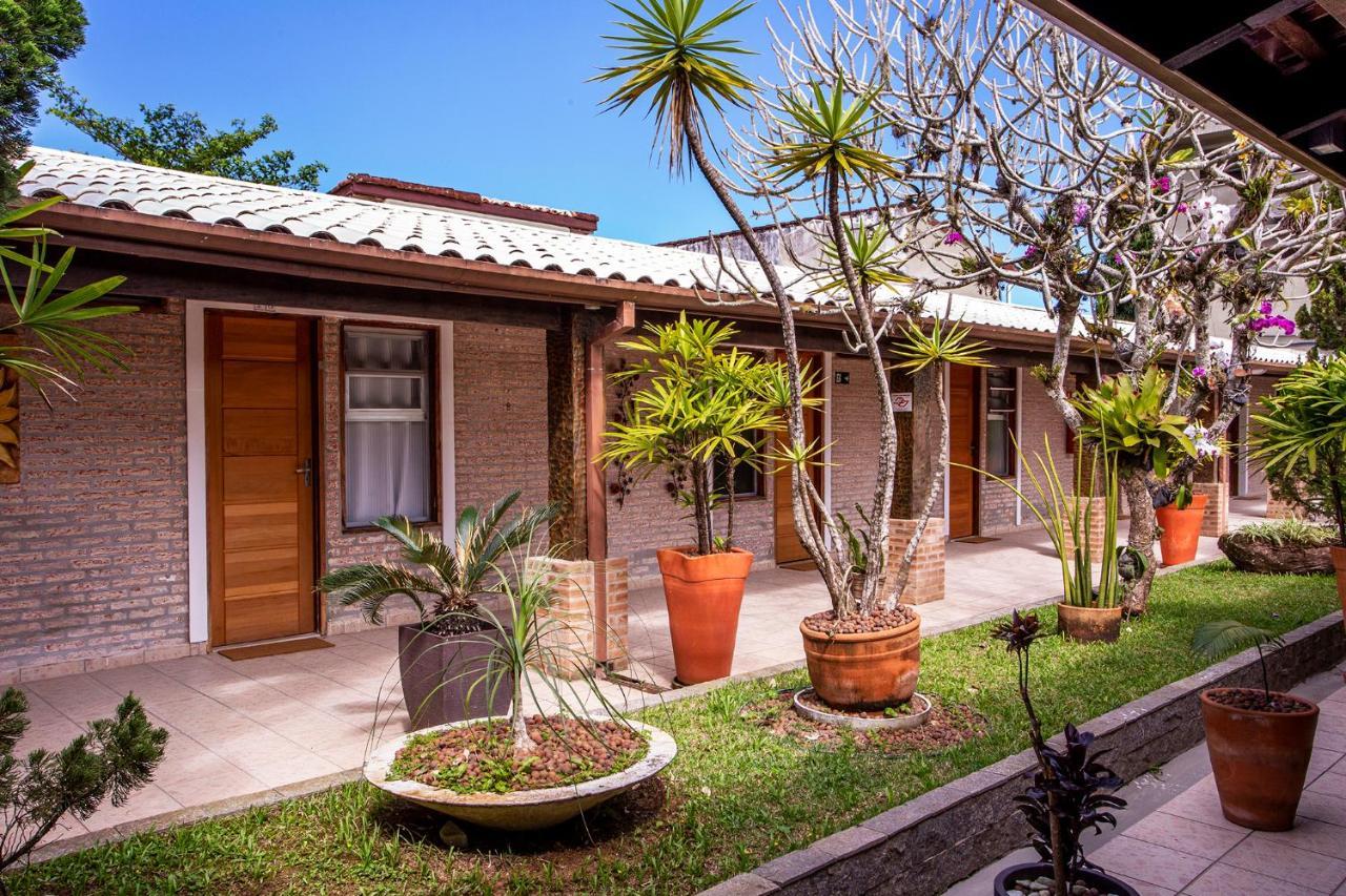 Hotel Village Enseada *